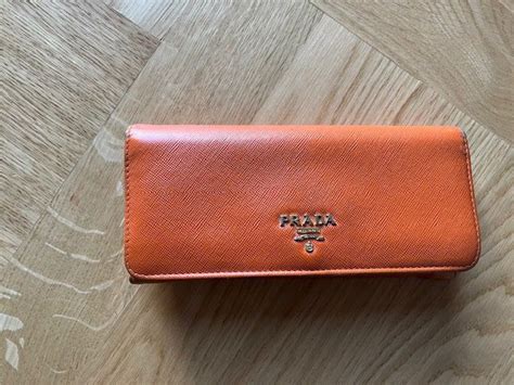 prada portemonnaie orange|Prada.